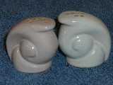 Snail shakers glazed white sand